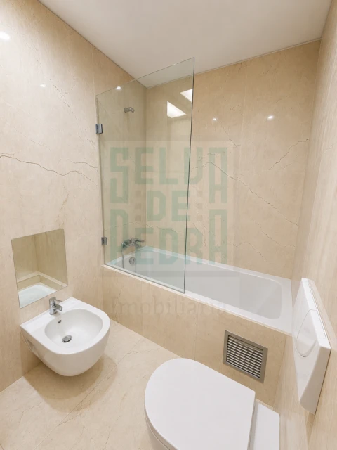 Apartamento T2 para Arrendamento em Campanhã