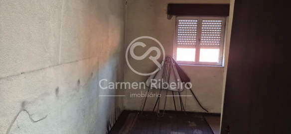 Moradia T3 para Venda em Estorãos