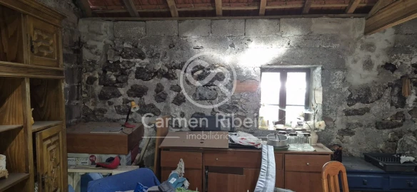 Moradia T3 para Venda em Estorãos