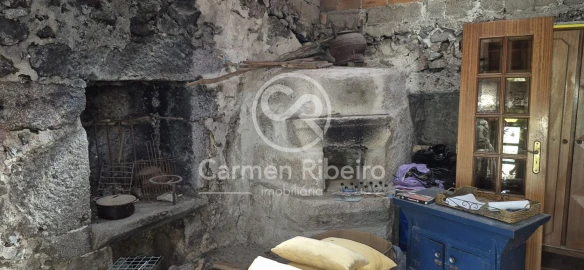 Moradia T3 para Venda em Estorãos
