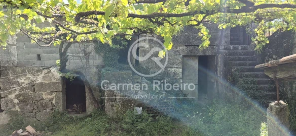 Moradia T3 para Venda em Estorãos