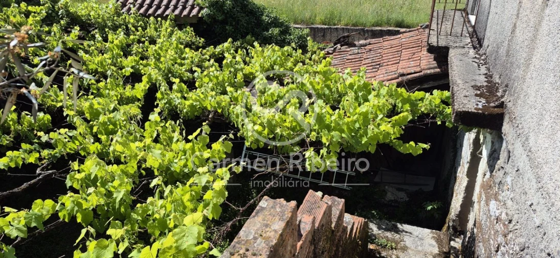 Moradia T3 para Venda em Estorãos Foto 11