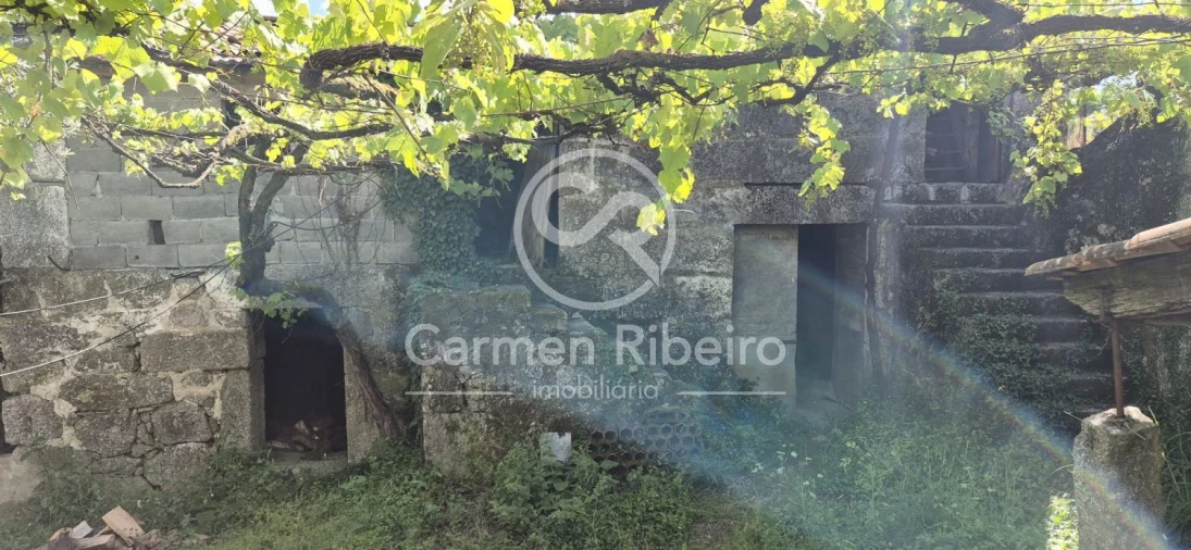 Moradia T3 para Venda em Estorãos Foto 9