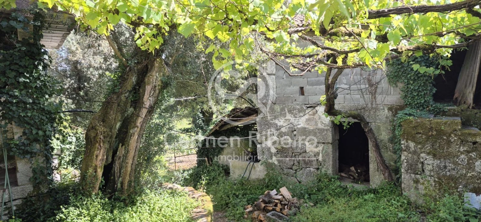 Moradia T3 para Venda em Estorãos Foto 10