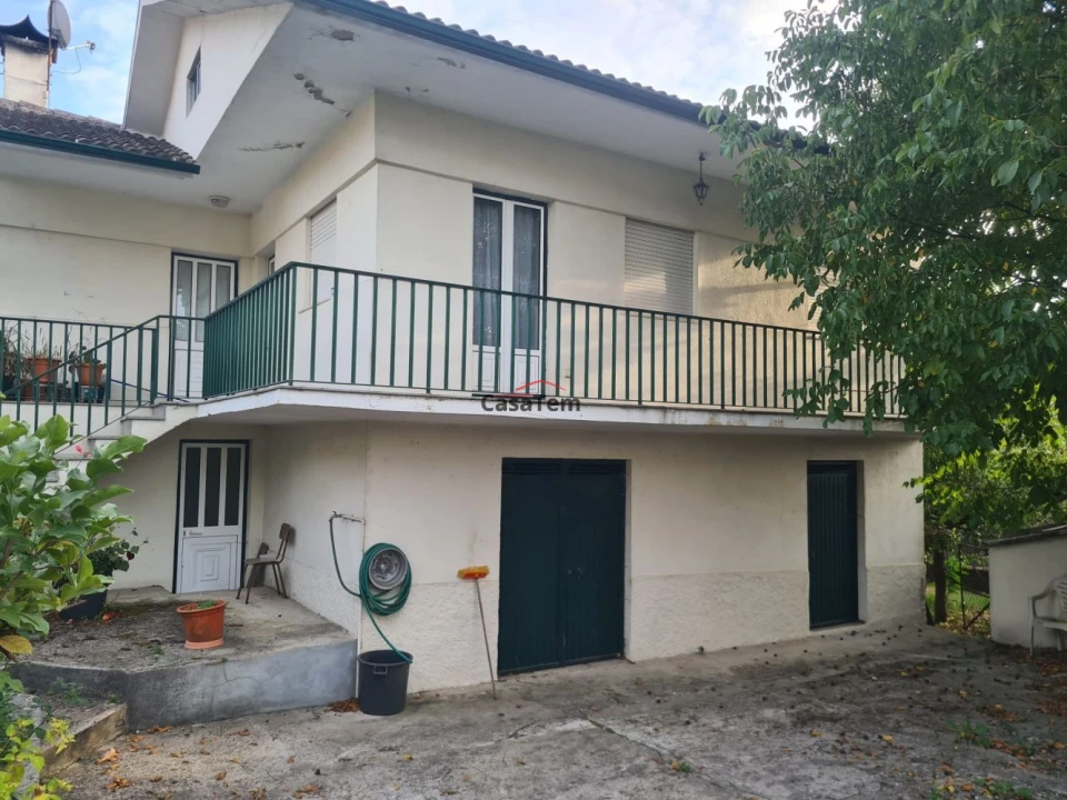 Moradia T3 para Venda em Faíl e Vila Chã de Sá Foto 1