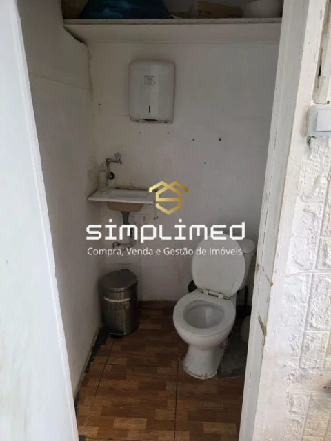 Loja para Arrendamento em Olivais