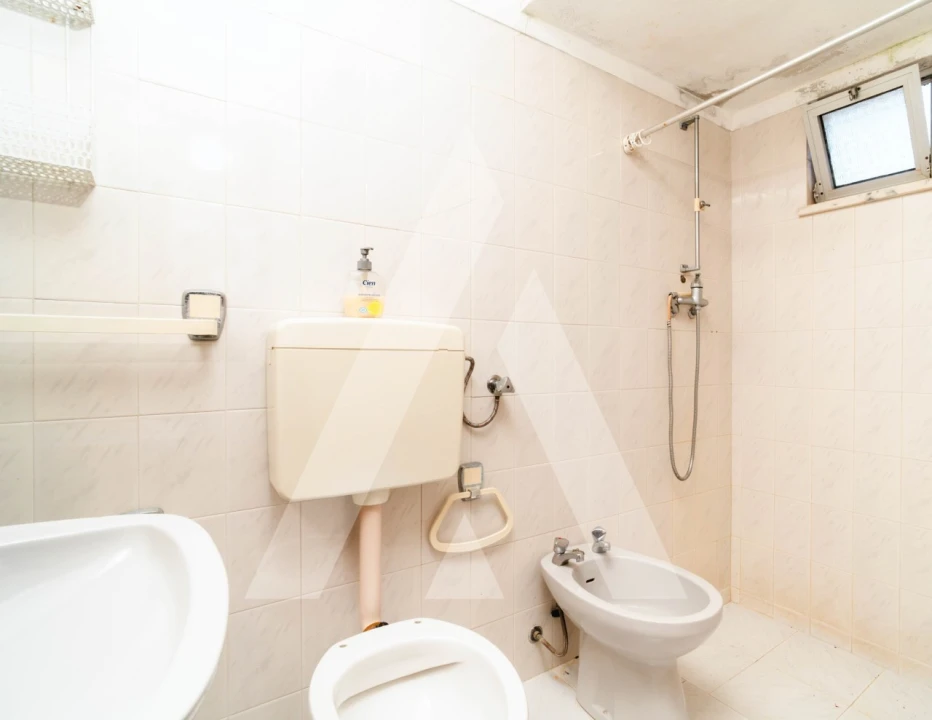 Quinta T6 para Venda em Vila Nova Foto 35