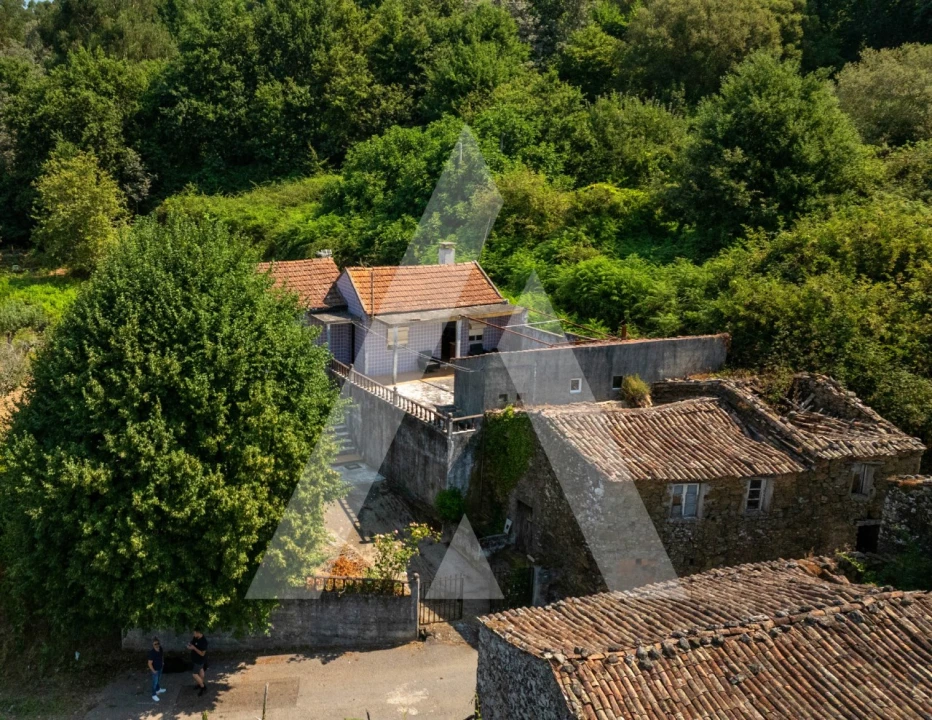 Quinta T6 para Venda em Vila Nova Foto 9