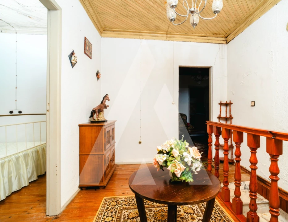 Quinta T6 para Venda em Vila Nova Foto 21