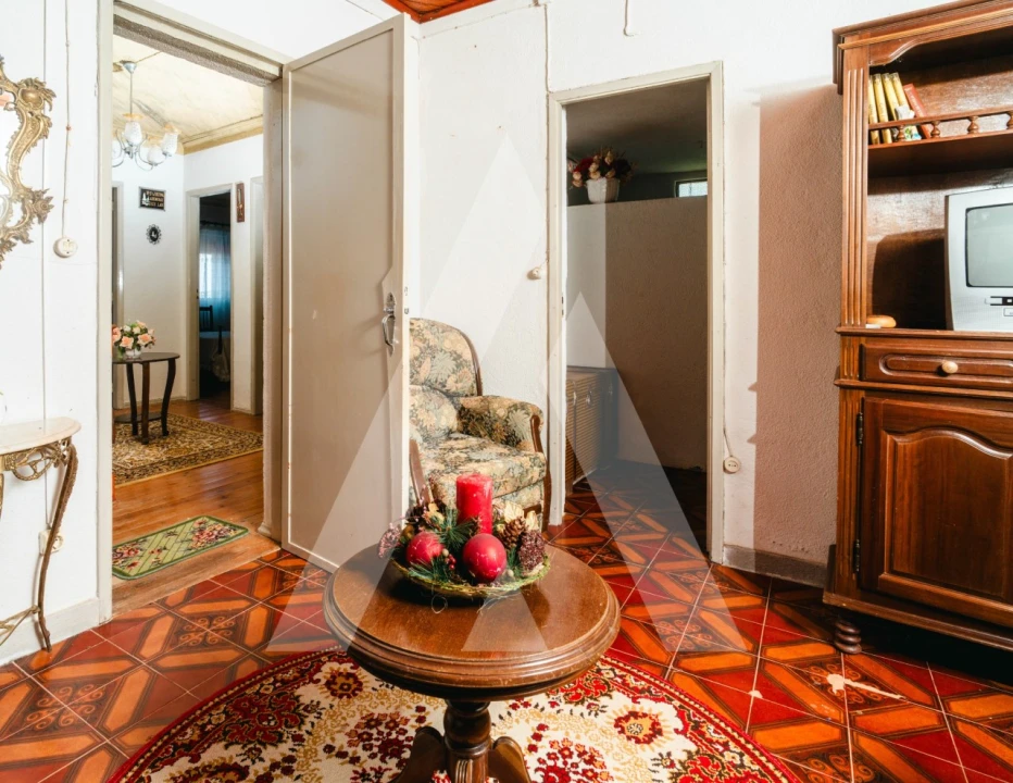 Quinta T6 para Venda em Vila Nova Foto 20