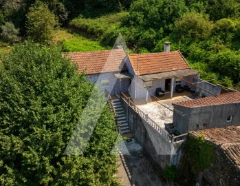 Quinta T6 para Venda em Vila Nova