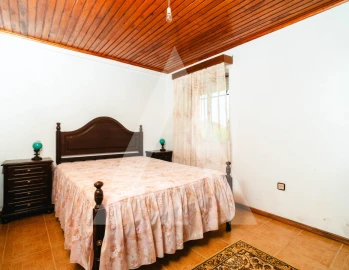 Quinta T6 para Venda em Vila Nova