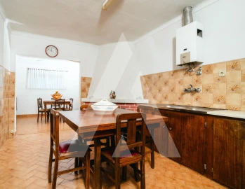 Quinta T6 para Venda em Vila Nova