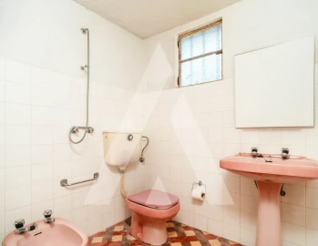 Quinta T6 para Venda em Vila Nova