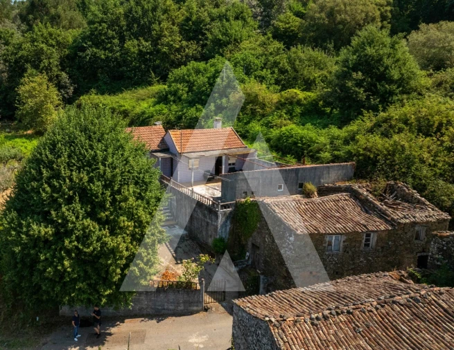 Quinta T6 para Venda em Vila Nova Foto 9