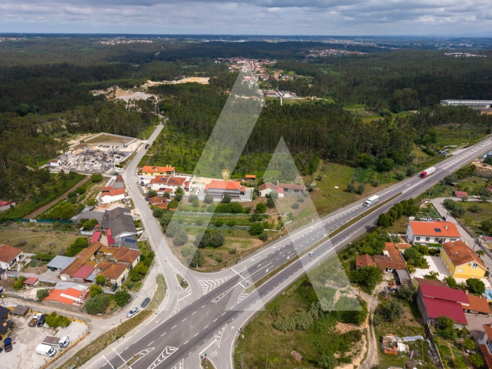 Moradia T3 para Venda em Casal Comba Foto 33
