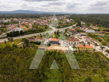 Moradia T3 para Venda em Casal Comba