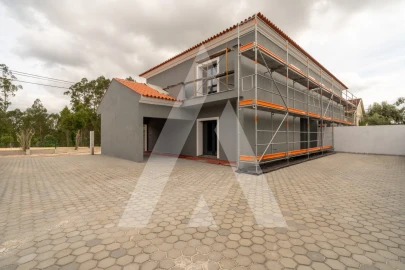 Moradia T3 para Venda em Casal Comba