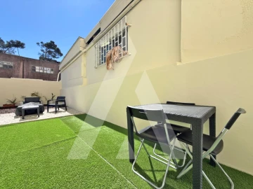 Apartamento T1 para Venda em Santo Antão e São Julião do Tojal