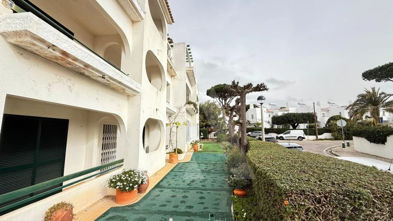 Apartamento T2 para Venda em Quarteira Foto 19