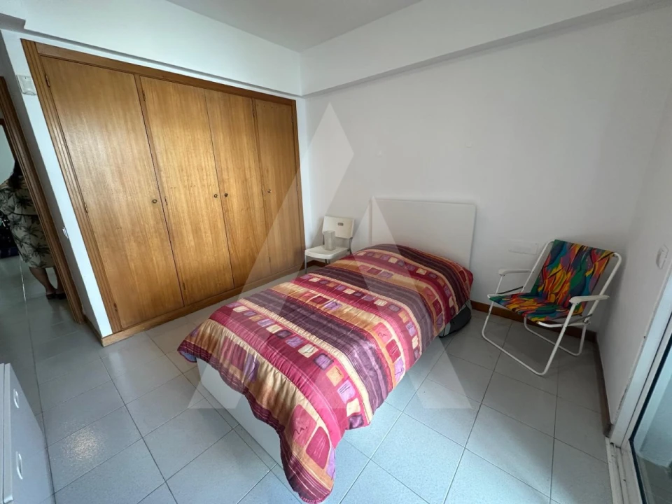Apartamento T2 para Venda em Quarteira Foto 7