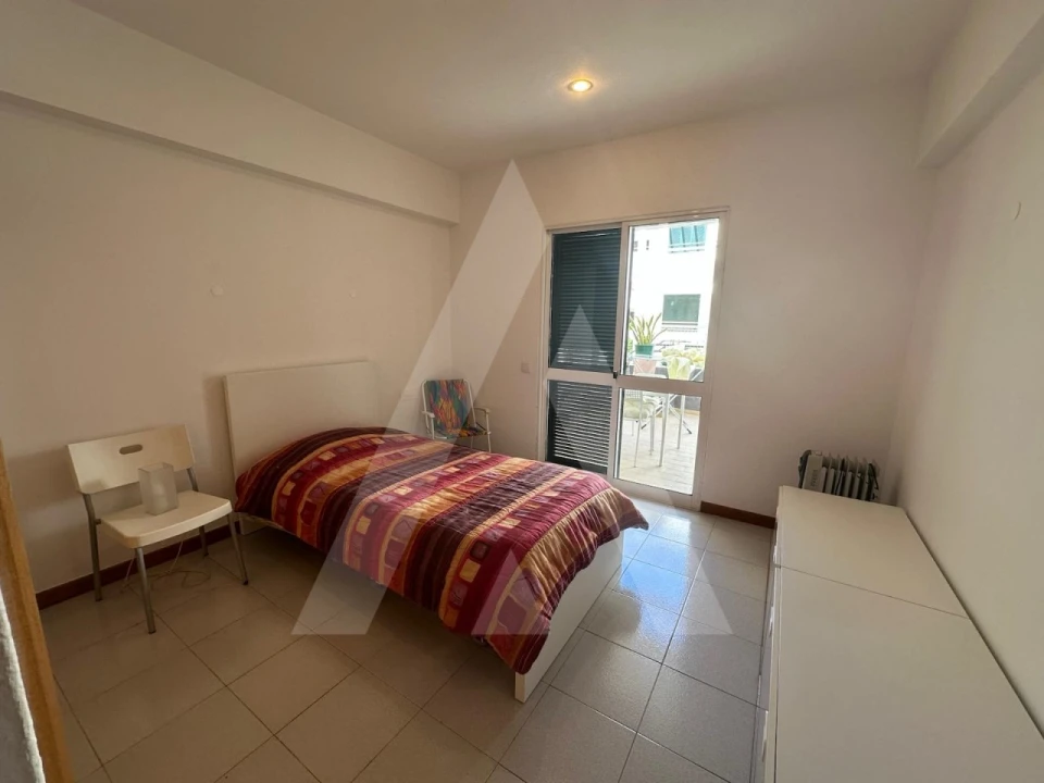 Apartamento T2 para Venda em Quarteira Foto 8