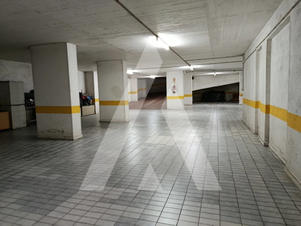 Apartamento T2 para Venda em Algueirão-Mem Martins Foto 20