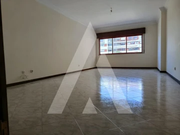 Apartamento T2 para Venda em Algueirão-Mem Martins