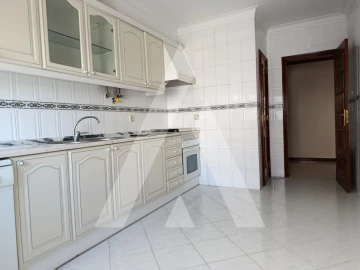 Apartamento T2 para Venda em Algueirão-Mem Martins
