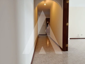 Apartamento T2 para Venda em Algueirão-Mem Martins