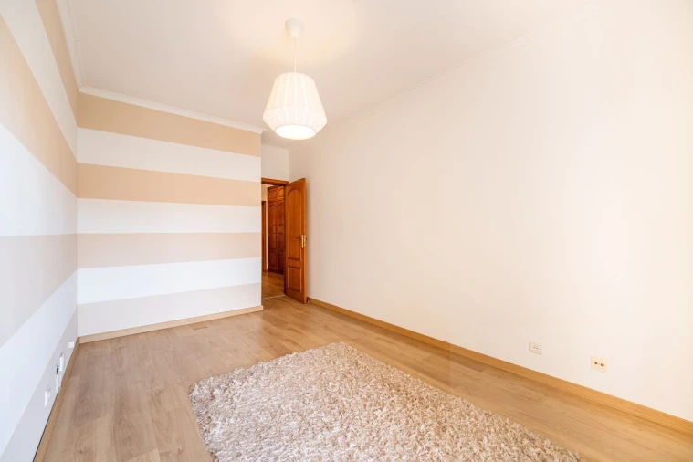 Apartamento T2 para Venda em Massamá e Monte Abraão Foto 23