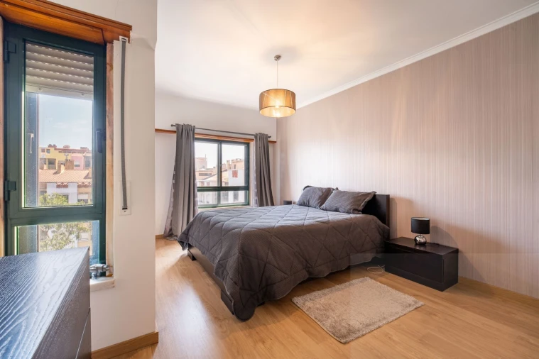 Apartamento T2 para Venda em Massamá e Monte Abraão Foto 17