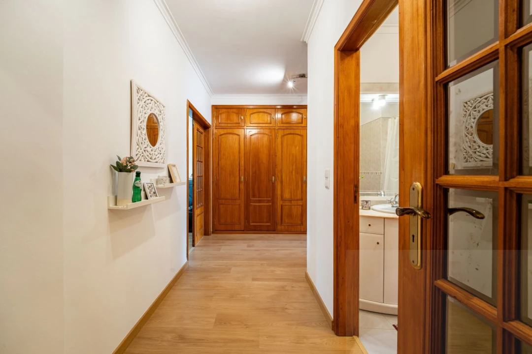 Apartamento T2 para Venda em Massamá e Monte Abraão Foto 4