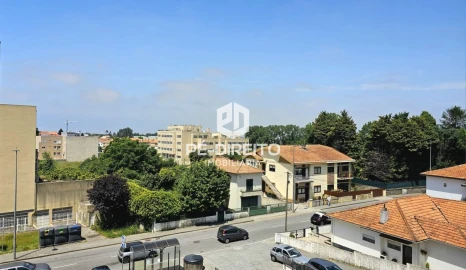 Apartamento T3 para Venda em Canelas
