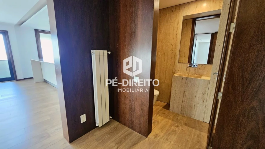 Apartamento T3 para Venda em Canelas Foto 16