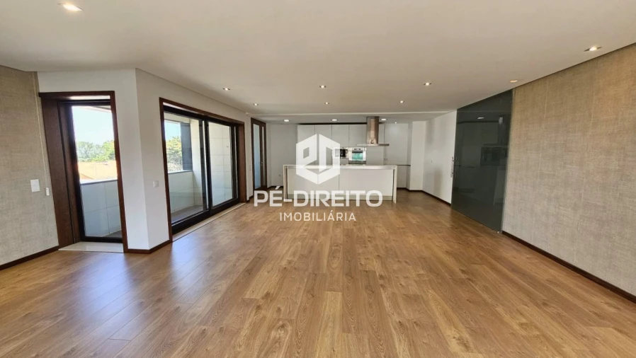 Apartamento T3 para Venda em Canelas Foto 2