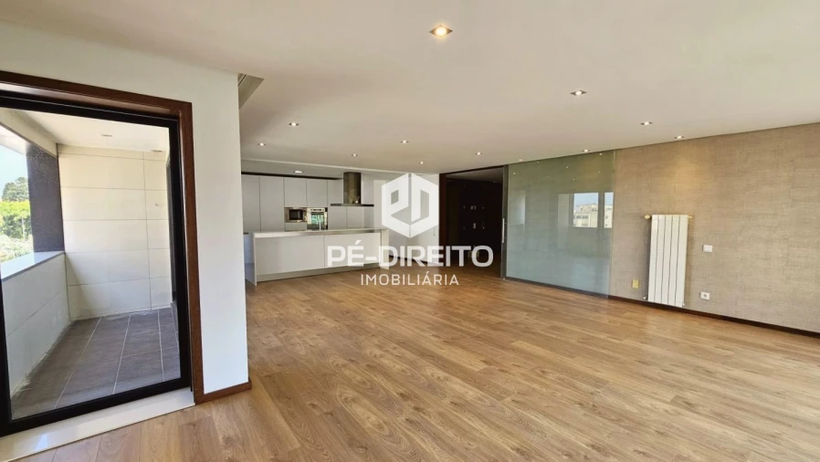 Apartamento T3 para Venda em Canelas Foto 3