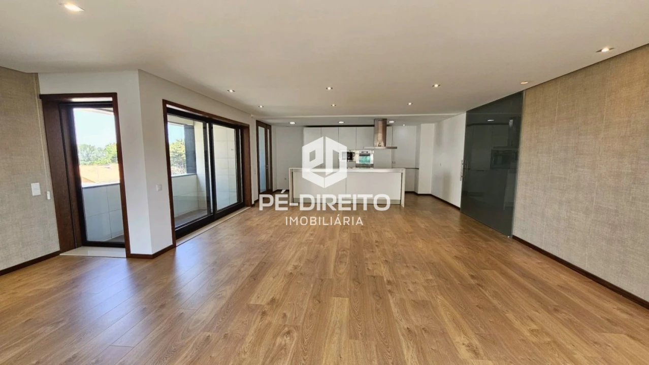Apartamento T3 para Venda em Canelas Foto 2