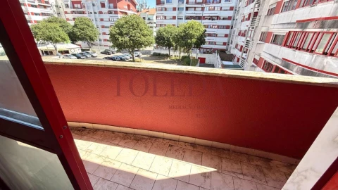 Apartamento T2 para Venda em Algueirão-Mem Martins