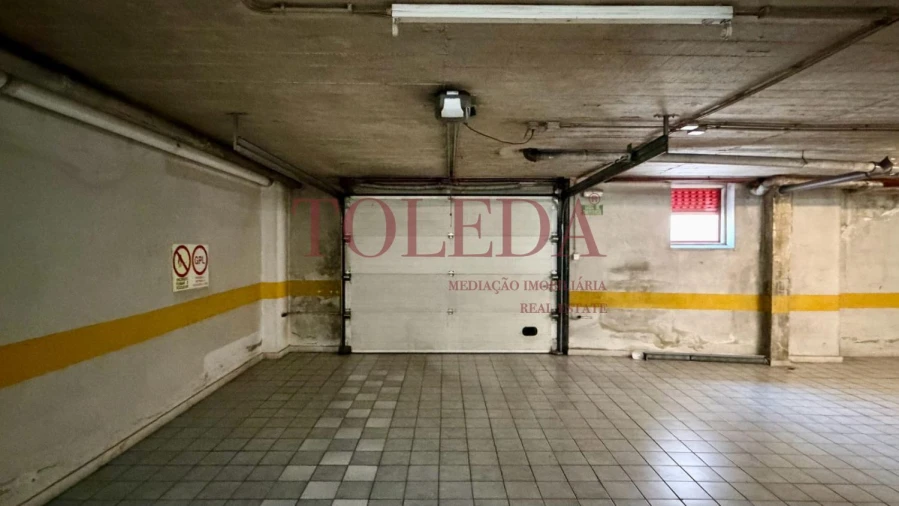 Apartamento T2 para Venda em Algueirão-Mem Martins Foto 20