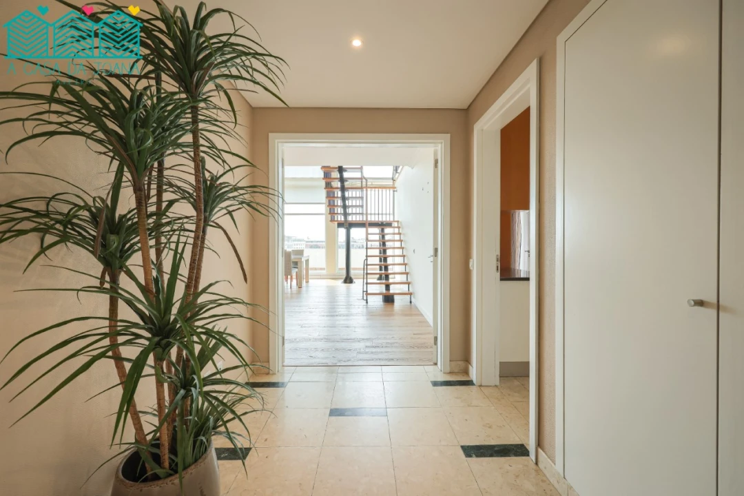 Apartamento T5 para Venda em Glória e Vera Cruz Foto 11