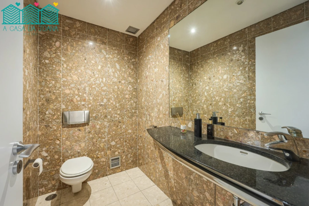 Apartamento T5 para Venda em Glória e Vera Cruz Foto 12
