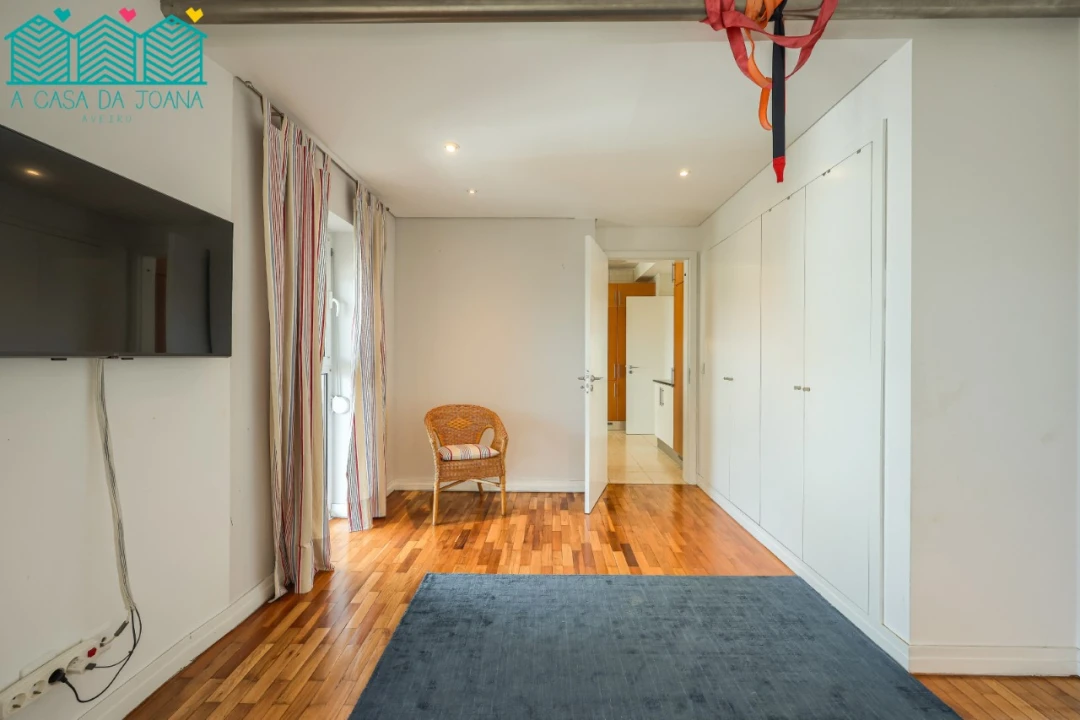 Apartamento T5 para Venda em Glória e Vera Cruz Foto 14