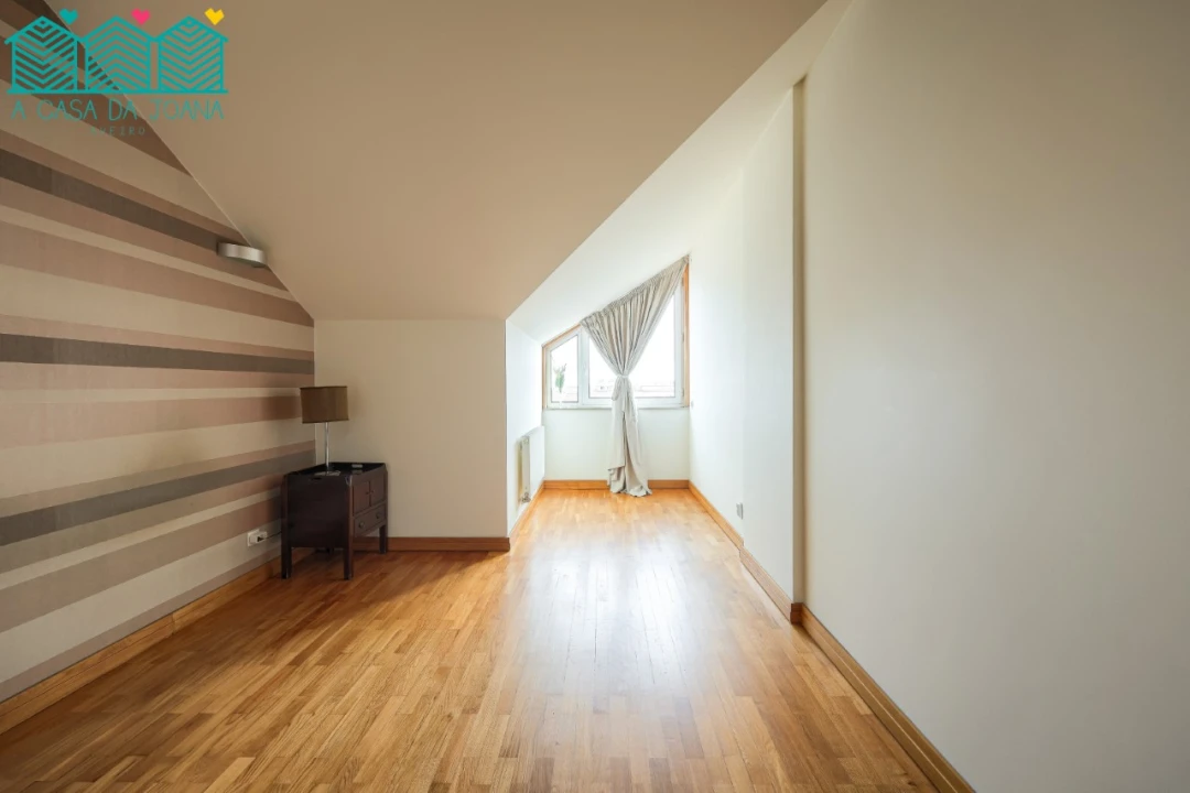Apartamento T5 para Venda em Glória e Vera Cruz Foto 42