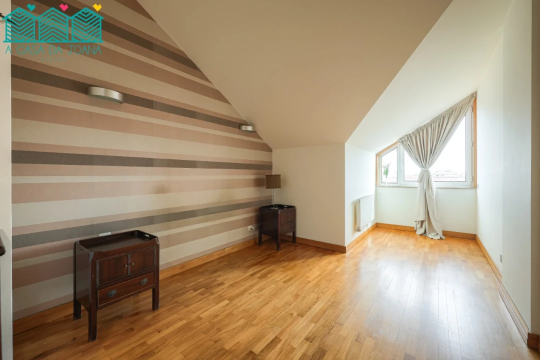 Apartamento T5 para Venda em Glória e Vera Cruz Foto 43