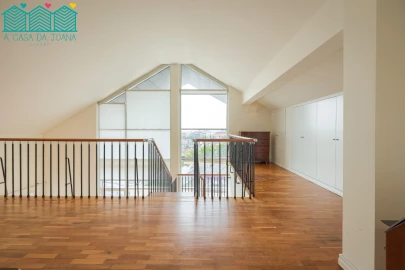 Apartamento T5 para Venda em Glória e Vera Cruz