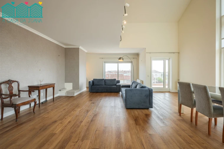 Apartamento T5 para Venda em Glória e Vera Cruz Foto 7