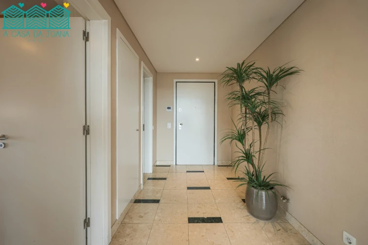 Apartamento T5 para Venda em Glória e Vera Cruz Foto 10