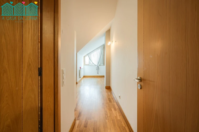 Apartamento T5 para Venda em Glória e Vera Cruz Foto 32