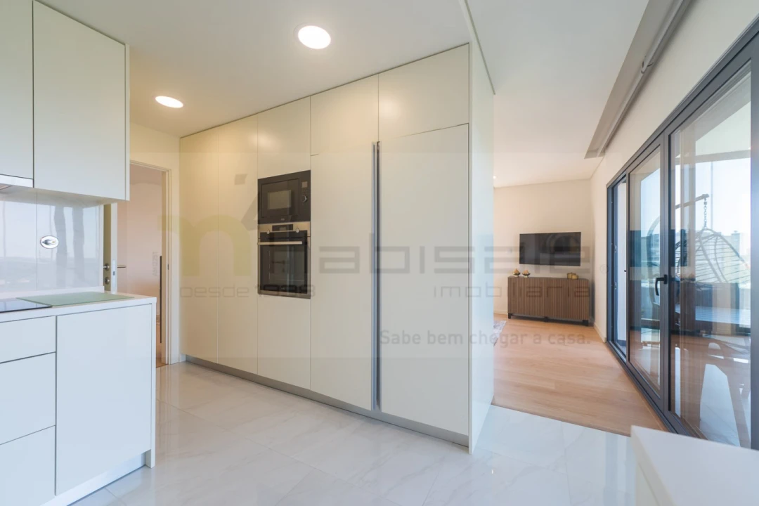 Apartamento T2 para Venda em Pontinha e Famões Foto 16